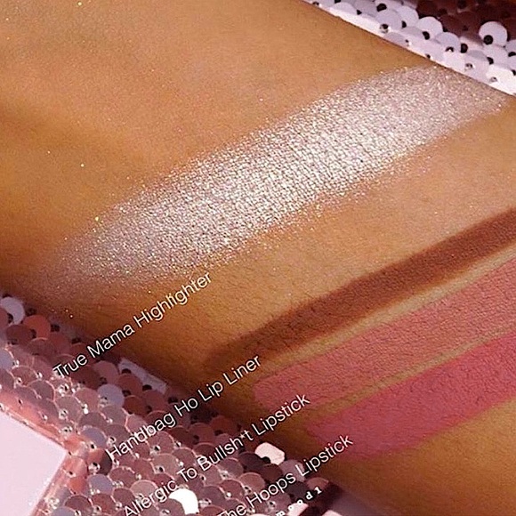 🆕🩷KYLIE COSMETICS x KOKO: “TRUE MAMA” Pressed Illuminating Powder - Picture 4 of 8